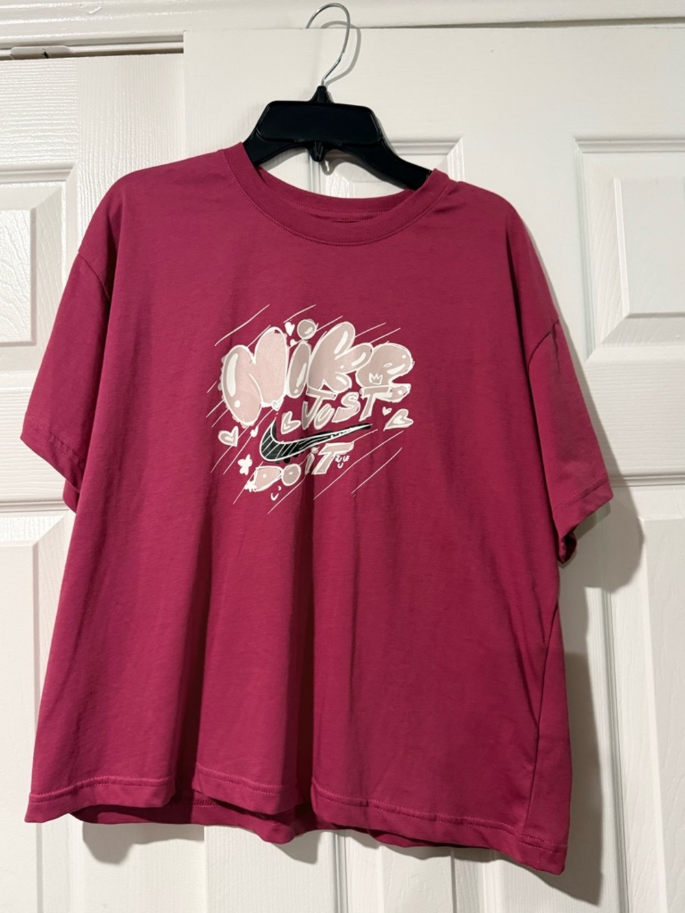 Nike Kids Berry Pink Graphic Short-Sleeve Tee